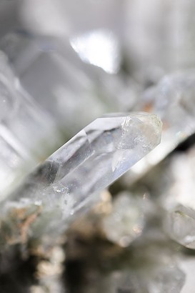 24 x 36 Cluster of Crystals VI (IBG)