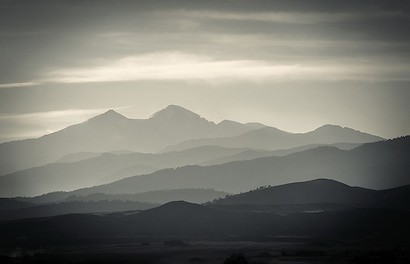 73 x 47 Long Peaks I (MT)