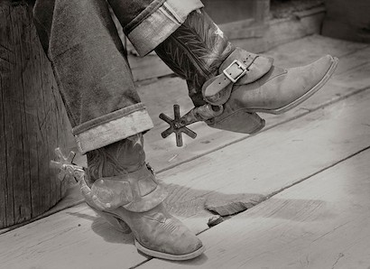 55 x 40 Silver Spurs (IBG)