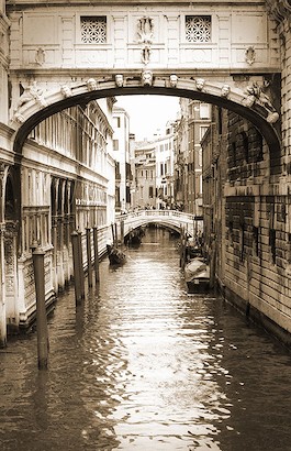 22 x 34 Dimanche Venice VI (IBG)