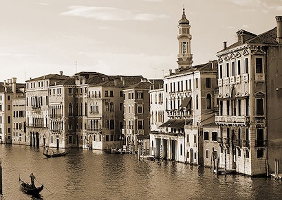 31 x 22 Dimanche Venice IX (IBG)