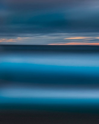 40 x 50 Long Exposure Waves III (IBG)