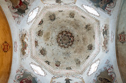 60 x 40 Cathedral I (IBG)