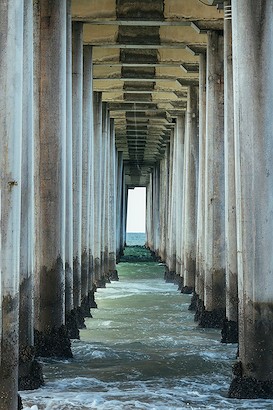 24 x 36 Huntington Beach Pier I (IBG)