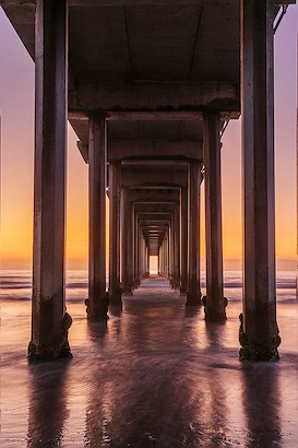 24 x 36 Scripps Pier VII (IBG)