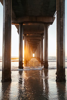24 x 36 Scripps Pier VIII (IBG)