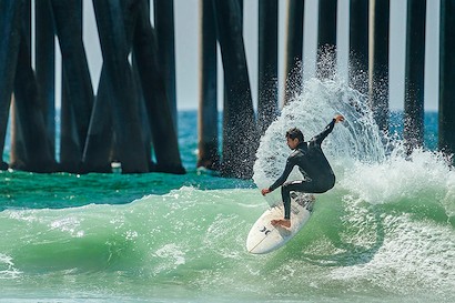 36 x 24 Surfer VI (IBG)