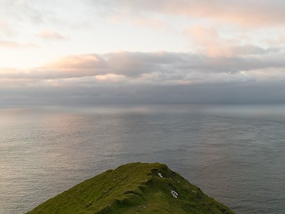 40 x 30 Cliff (Faroe Islands) (MT)