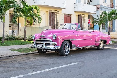 36 x 24 Cuba Pink Convertible (IBG)